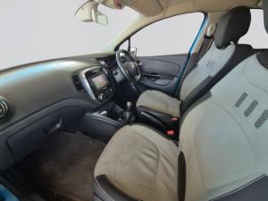 Renault Captur 1.5 dCI Dynamique 5-Door - Image 3
