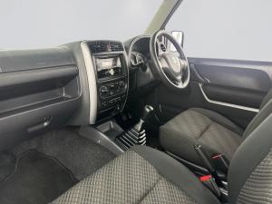 Suzuki Jimny 1.3 - Image 16
