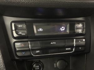 Suzuki Vitara Brezza 1.5 GLX - Image 9