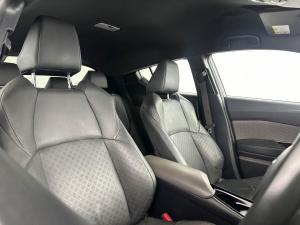 Toyota C-HR 1.2T Luxury CVT - Image 19