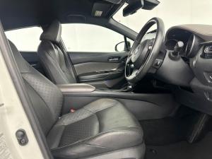 Toyota C-HR 1.2T Luxury CVT - Image 20