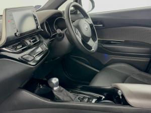 Toyota C-HR 1.2T Luxury CVT - Image 7