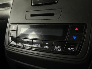 Toyota Avanza 1.3 SX - Image 6