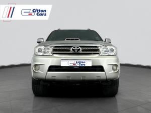 Toyota Fortuner 3.0D-4D Raised Body automatic - Image 2