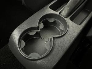 Volkswagen Polo Vivo 1.6 Trendline - Image 9