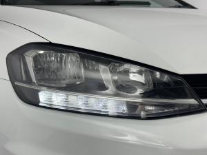 Volkswagen Golf VII 1.4 TSI Comfortline DSG - Image 4