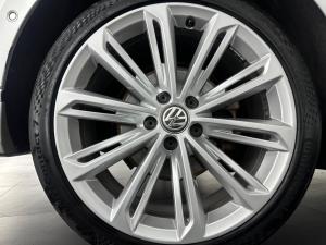 Volkswagen Passat 2.0 TSI R-LINE DSG - Image 17