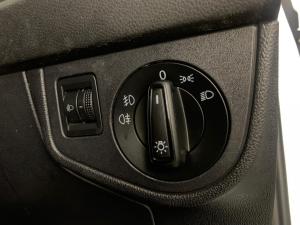 Volkswagen Polo 1.0 TSI Comfortline - Image 19