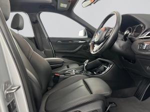 BMW X1 sDRIVE18i Sport Line automatic - Image 16
