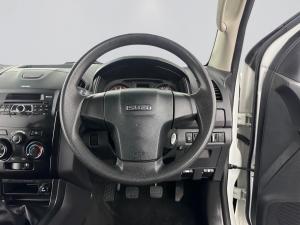 Isuzu D-MAX 250 HO HI-RIDE E/CAB - Image 10