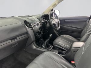 Isuzu D-MAX 250 HO HI-RIDE E/CAB - Image 15