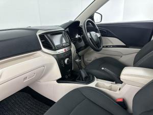 Mahindra XUV300 1.5D - Image 14