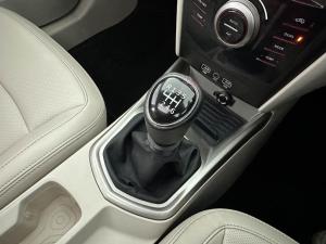 Mahindra XUV300 1.2T - Image 12