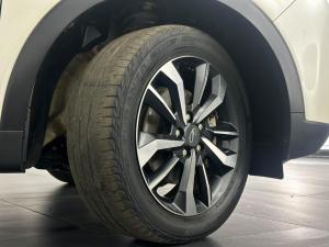 Mahindra XUV300 1.2T - Image 13