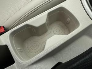 Mahindra XUV300 1.2T - Image 18