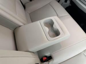 Mahindra XUV300 1.2T - Image 9