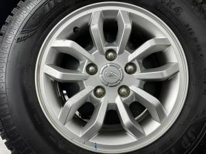 Mahindra TUV300 1.5TD - Image 18