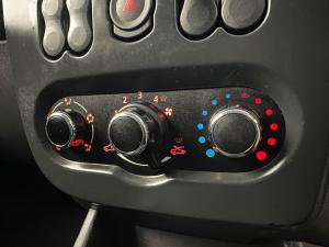 Nissan NP200 1.6 Single Cab - Image 9