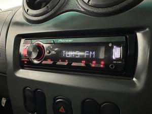 Nissan NP200 1.6 Safety PackS/C - Image 8