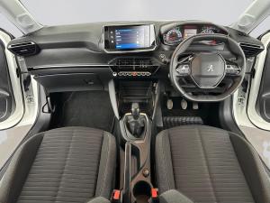 Peugeot 208 1.2 Active - Image 12