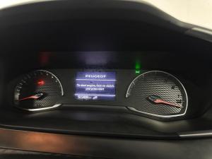Peugeot 208 1.2 Active - Image 14