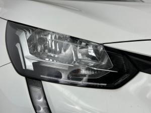 Peugeot 208 1.2 Active - Image 4