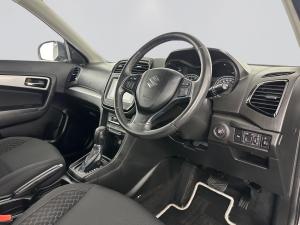 Suzuki Vitara Brezza 1.5 GLX automatic - Image 12
