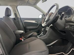 Suzuki Vitara Brezza 1.5 GLX automatic - Image 15