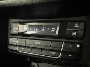 Suzuki Vitara Brezza 1.5 GLX automatic - Image 6