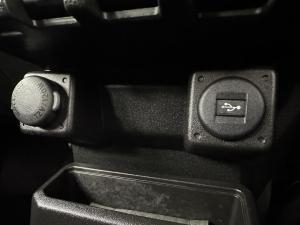 Suzuki Jimny 1.5 GLX - Image 9