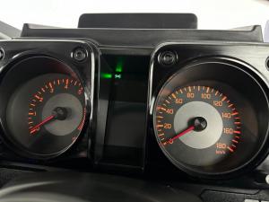 Suzuki Jimny 1.5 GLX - Image 13