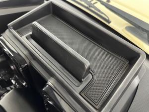 Suzuki Jimny 1.5 GLX - Image 20