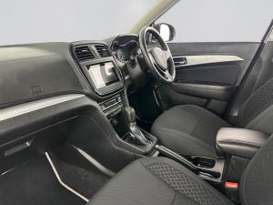 Toyota Urban Cruiser 1.5XR automatic - Image 11