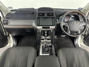 Toyota Prado VX-L 2.8GD automatic - Image 8