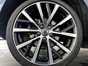 Volvo V40 D3 Momentum Geartronic - Image 19