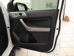 Ford Everest 2.0D BI-TURBO 4X4 automatic - Image 15