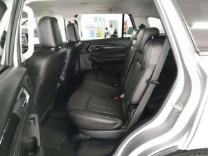 Isuzu MU-X 1.9D LS automatic - Image 13