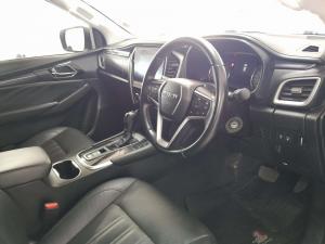 Isuzu MU-X 1.9D LS automatic - Image 9