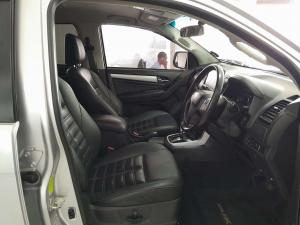 Isuzu MU-X 3.0D automatic - Image 18