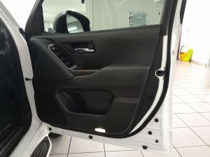 Toyota Landcruiser 300 V6 3.5T ZX - Image 15