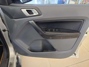 Ford Ranger 3.2TDCi Wildtrak 4X4 automaticD/C - Image 13