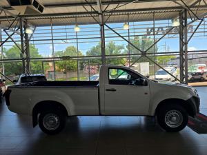 Isuzu D-MAX 250C Fleetside S/C - Image 6