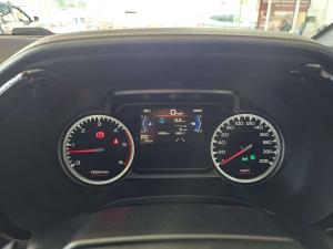 Isuzu D-MAX 3.0 Ddi V-CROSS HR automatic D/C - Image 13