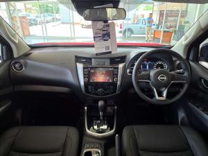 Nissan Navara 2.5DDTI LE/LE Plus automatic D/C - Image 7