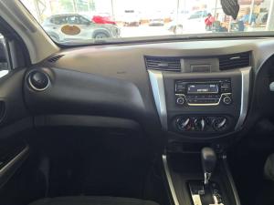 Nissan Navara 2.5DDTI SE automatic D/C - Image 20