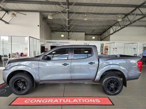 Nissan Navara 2.5DDTI SE automatic D/C - Image 3