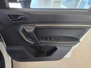 Renault Kiger 1.0T Intens - Image 14