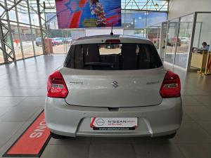 Suzuki Swift 1.2 GLX - Image 3