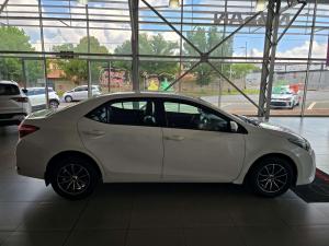 Toyota Corolla 1.3 Prestige - Image 6