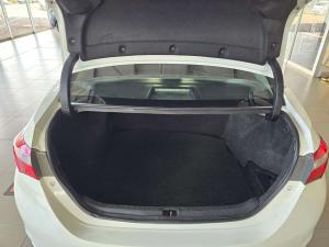 Toyota Corolla Quest Plus 1.8 CVT - Image 5